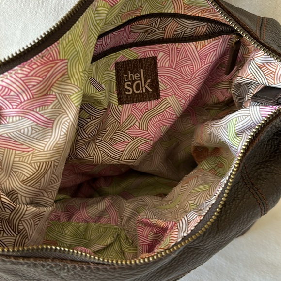 The Sak! Brown Leather purse. - Picture 3 of 7